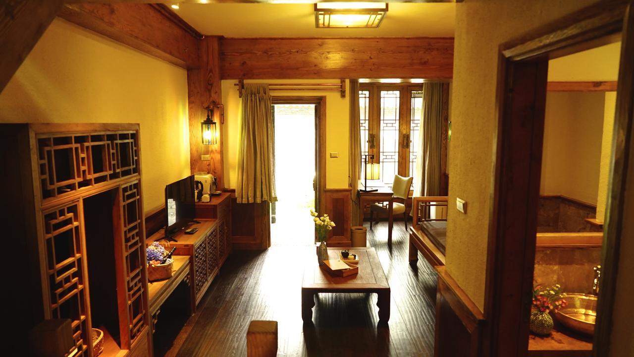 Songtsam Linka Lijiang Hotel ลี่เจียง ภายนอก รูปภาพ